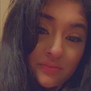 Meet your Posher, Leslie